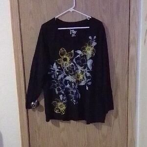 Just My Size Black Top with Yellow Floral Design